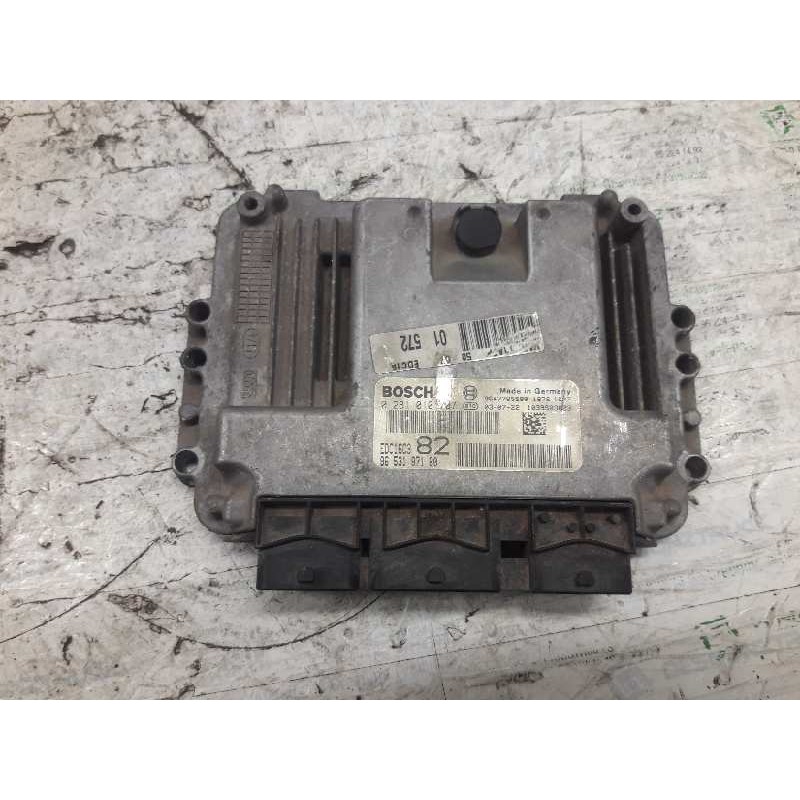 Recambio de centralita motor uce para peugeot 206 berlina x-line referencia OEM IAM 0281010707 9653197180 9647785580