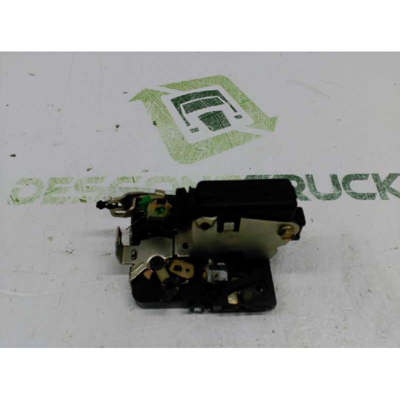 Recambio de cerradura puerta delantera derecha para renault master desde ´98 referencia OEM IAM 7700351343  