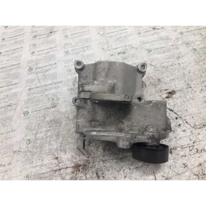 Recambio de soporte alternador para kia carens 2.0 crdi ex monovolumen referencia OEM IAM   