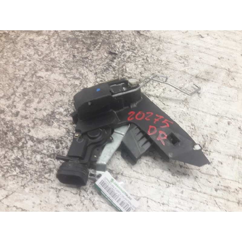 Recambio de cerradura puerta delantera derecha para toyota corolla (e11) 1.4 linea terra compact referencia OEM IAM  4 PINS - Gris 2