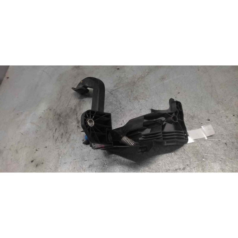 Recambio de pedal embrague para opel movano b kasten/combi ka l1h1 2,8t referencia OEM IAM - Blanco 2