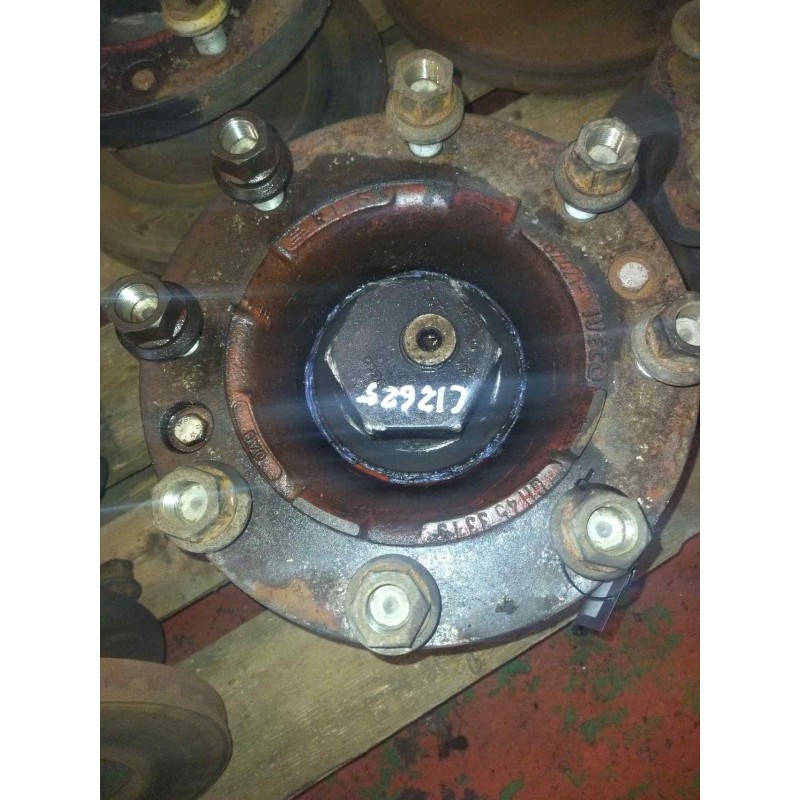 Recambio de buje delantero para iveco eurocargo 5.9 diesel referencia OEM IAM 7172891 7182421 