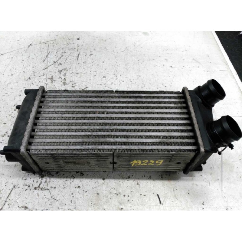 Recambio de intercooler para peugeot 307 berlina (s2) xt referencia OEM IAM 9648551880 876923JF 