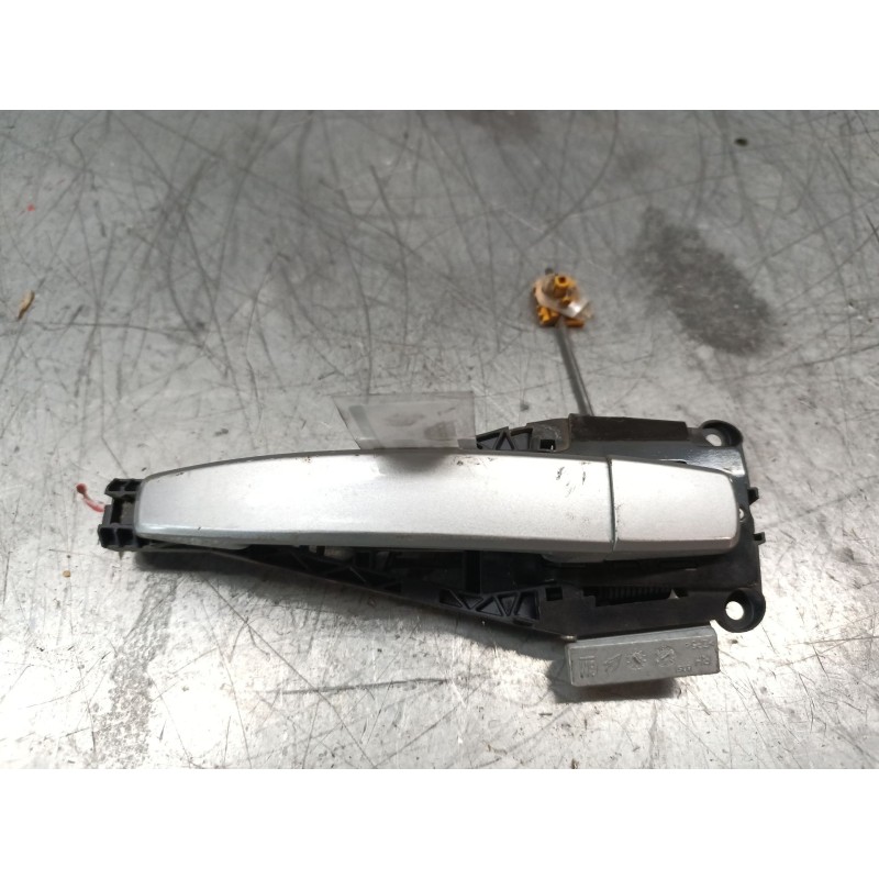 Recambio de maneta exterior delantera derecha para opel insignia berlina expression referencia OEM IAM   