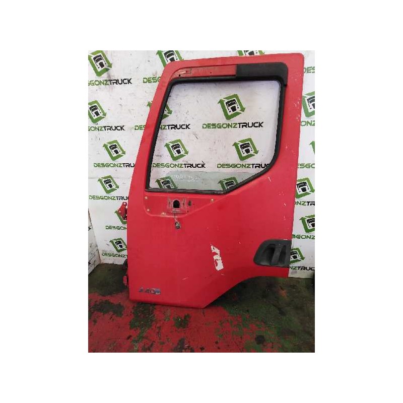 Recambio de puerta delantera izquierda para renault premium route 2006 fas 4x2 larga distancia referencia OEM IAM   