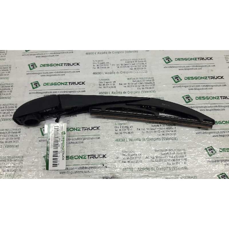 Recambio de brazo limpia trasero para toyota auris live referencia OEM IAM   