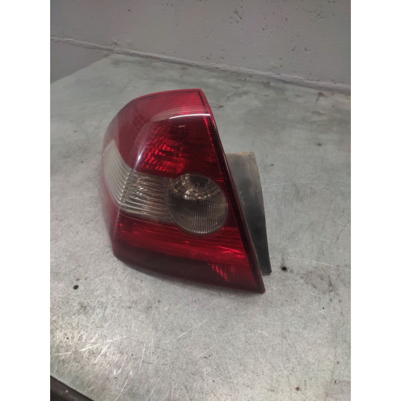 Recambio de piloto trasero izquierdo para renault megane ii classic berlina confort authentique referencia OEM IAM 3