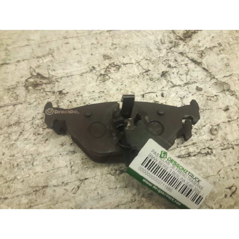 Recambio de pastillas de freno traseras para bmw serie 3 berlina (e46) 320d referencia OEM IAM  IZQUIERDA 