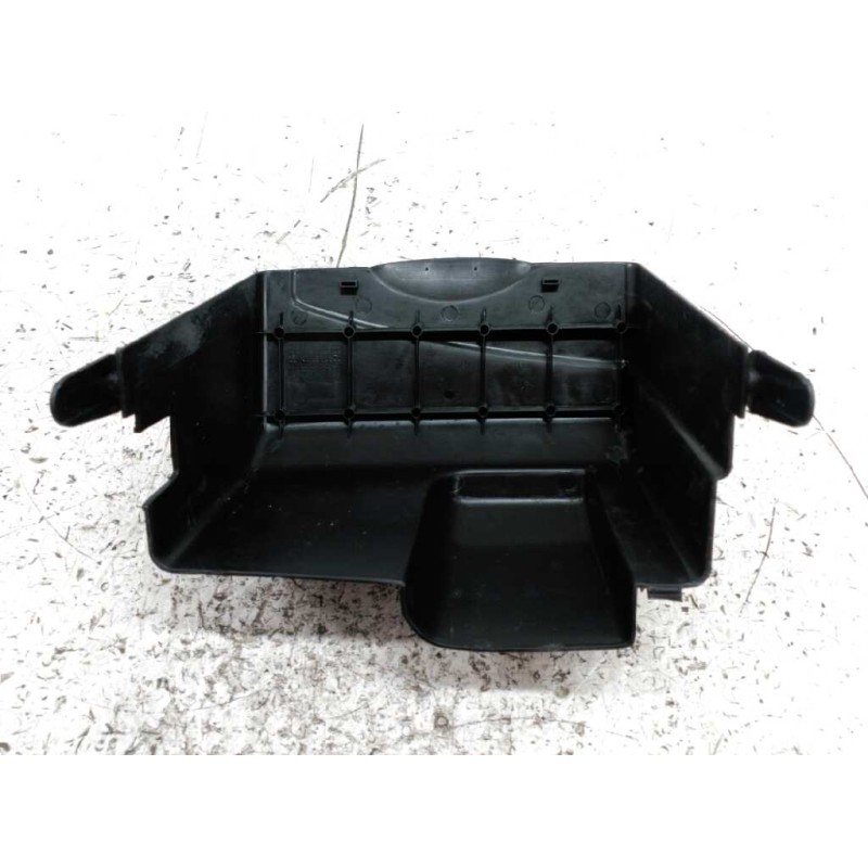 Recambio de guarnecidos varios para citroën c2 empresa referencia OEM IAM 9639718480 TAPA BATERIA 