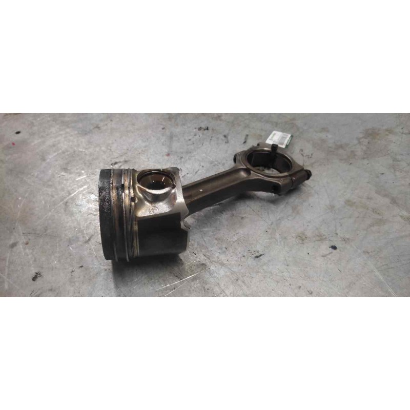 Recambio de piston para renault master kasten 2.3 dci diesel fap energy cat referencia OEM IAM - Blanco 3