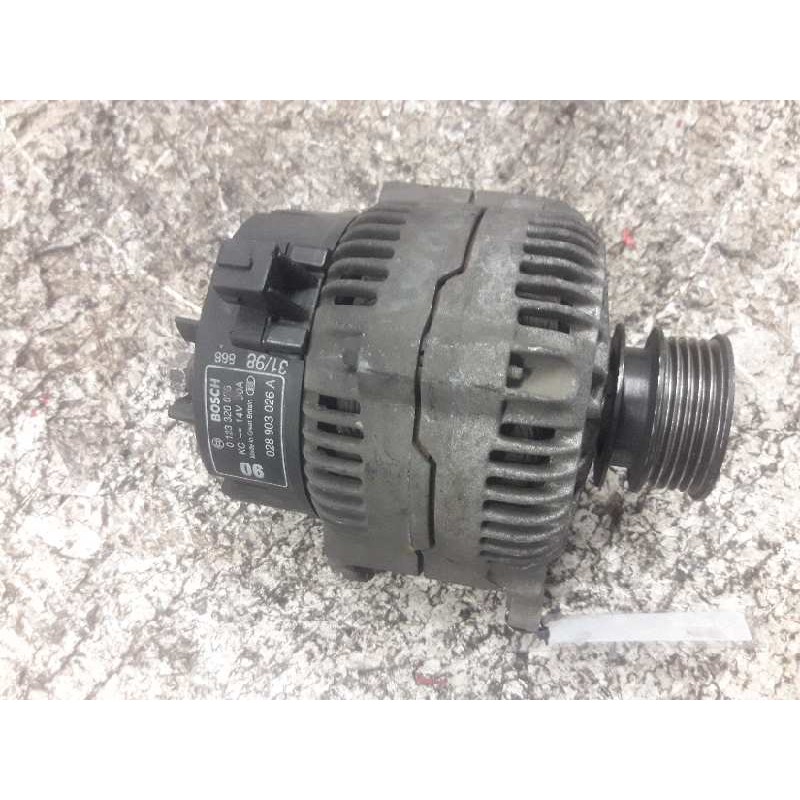 Recambio de alternador para volkswagen polo berlina (6n1) básico referencia OEM IAM 0123320036 028903026A 2