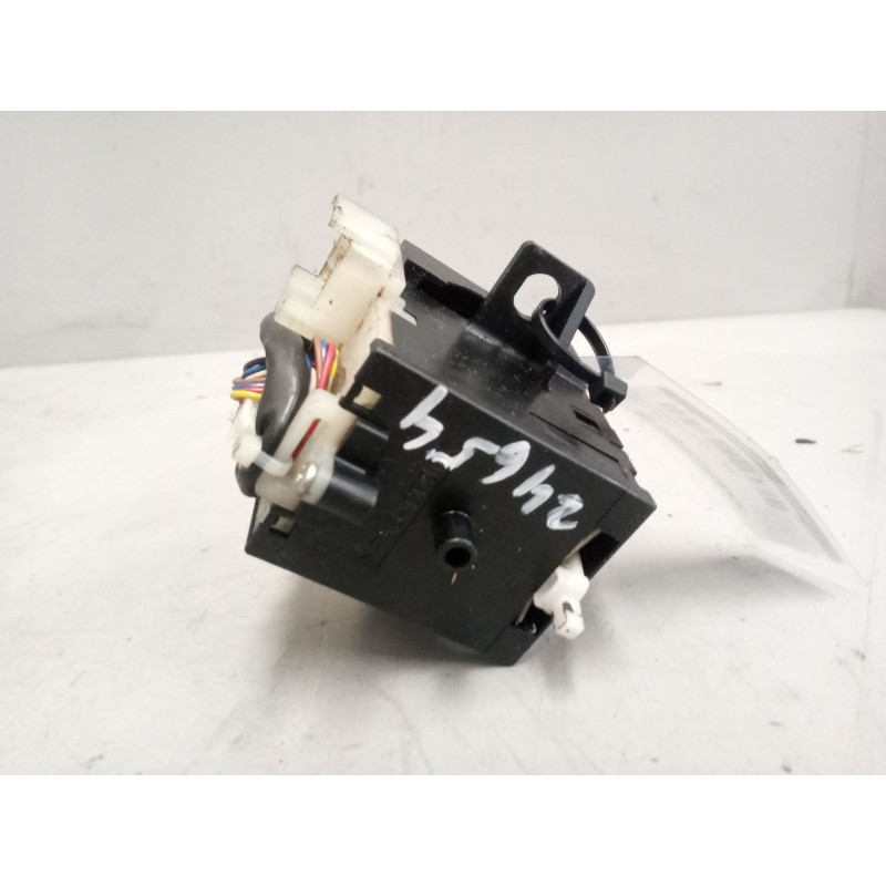 Recambio de mando limpia para scania serie p/g/r (c-clase) 11.7 diesel referencia OEM IAM 1542529 - Blanco 3