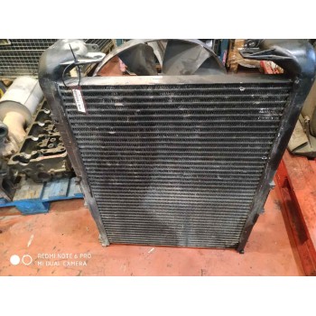 Recambio de intercooler para renault r 340 / 350 (247/249/259 kw) fgfe 340 ti major 249 kw cabina para dormir referencia OEM IAM