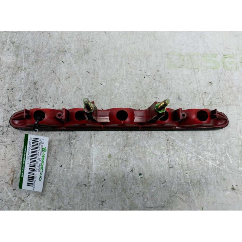 Recambio de luz central de freno para citroën xsara berlina 1.9d seduction referencia OEM IAM 3