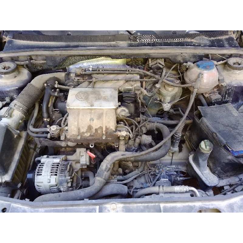 VOLKSWAGEN GOLF III BERLINA (1H1)