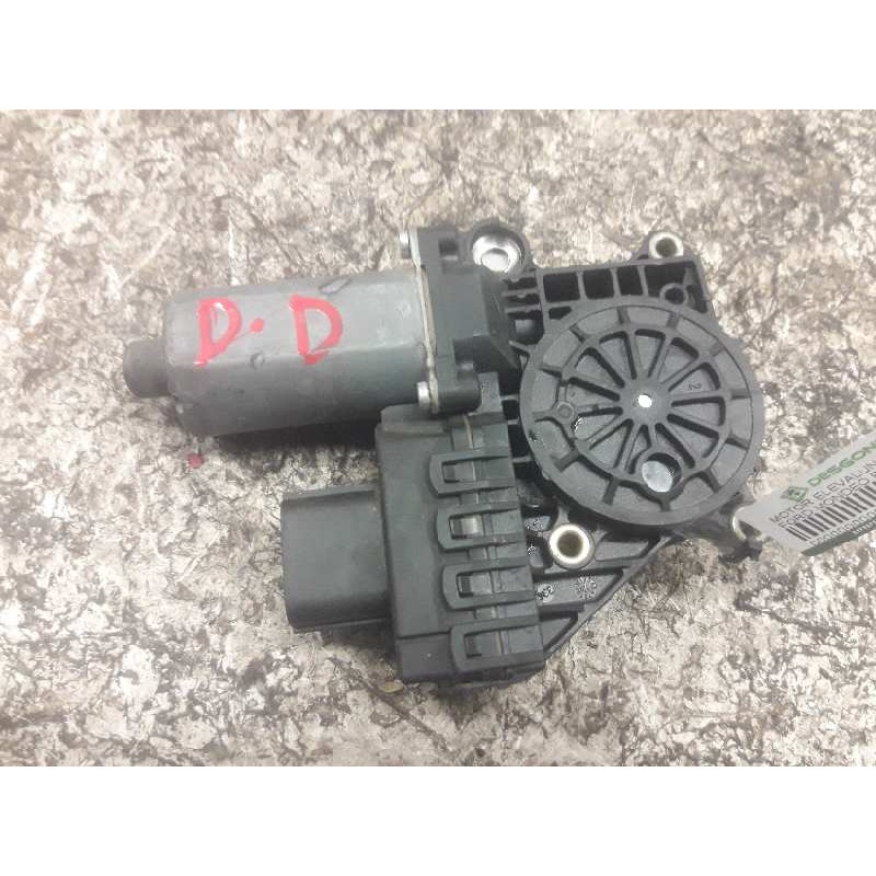 Recambio de motor elevalunas delantero derecho para ford mondeo berlina (ge) ambiente referencia OEM IAM 0130821771 0700011119 8