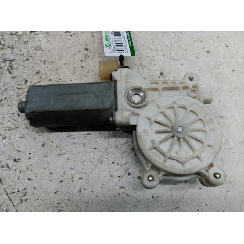 Recambio de motor elevalunas delantero izquierdo para renault clio ii fase ii (b/cb0) authentique referencia OEM IAM 0130822020 