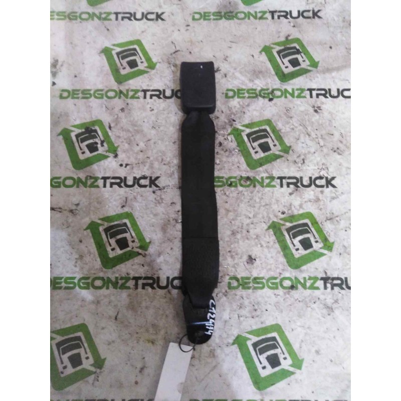 Recambio de enganche de cinturon derecho para nissan trucks atleon 130.21 referencia OEM IAM 868429X401  