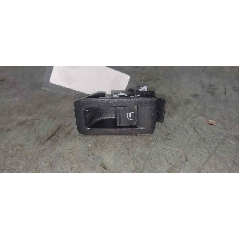 Recambio de mando elevalunas trasero izquierdo para volkswagen touran (1t2) advance referencia OEM IAM 1T0959851 3 PINS 