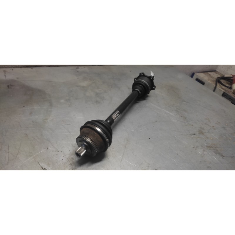 Recambio de transmision delantera izquierda para audi a4 avant (b5) 1.9 tdi referencia OEM IAM 8D0407271BQ  