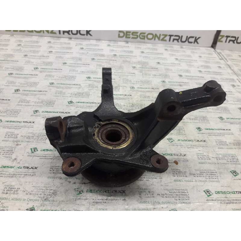 Recambio de mangueta delantera izquierda para renault trafic caja cerrada (ab 4.01) doble cabina l1h1 2,7t referencia OEM IAM 78 4