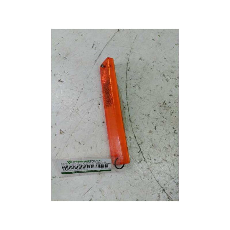 Recambio de catadioptrico trasero izquierdo para mitsubishi santamo (hyundai) santamo confort referencia OEM IAM 92307M20 PARAGO