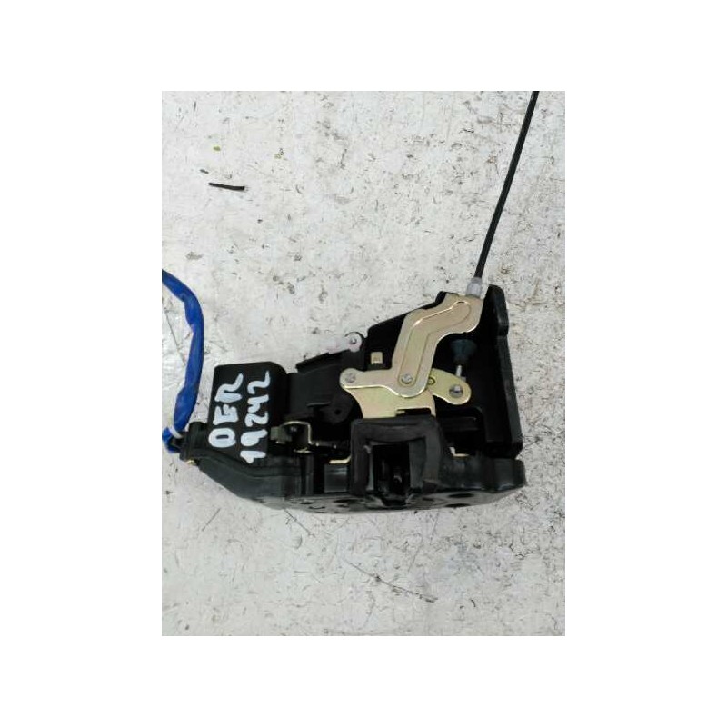 Recambio de cerradura puerta delantera derecha para kia carnival ii 2.9 cdri ex referencia OEM IAM  2 PINS 