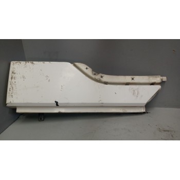 Recambio de moldura trasera cabina para volvo fh xxx 12.8 diesel referencia OEM IAM 3175929  IZQUIERDA