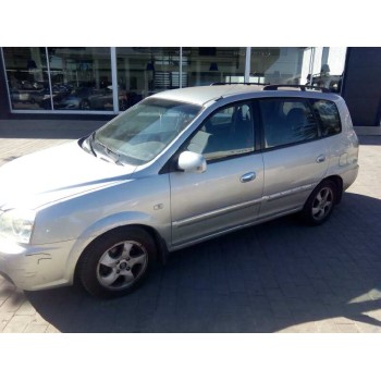 kia carens del año 2004