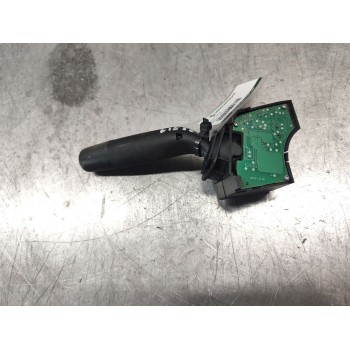 Recambio de mando limpia para mazda 2 berlina (dy) 1.4 crtd active referencia OEM IAM 01242500  