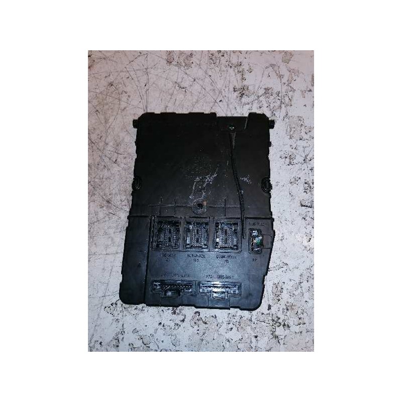 Recambio de caja reles / fusibles para renault scenic ii confort authentique referencia OEM IAM 8200306434 S118400220C - Gris 2