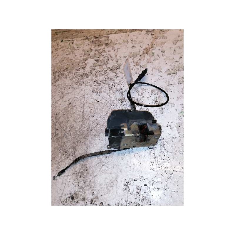 Recambio de cerradura puerta trasera izquierda para renault scenic ii confort authentique referencia OEM IAM   6 PINS