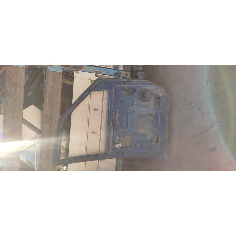 Recambio de puerta delantera izquierda para nissan vanette cargo 2.3 diesel referencia OEM IAM 2