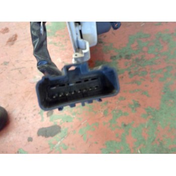 Recambio de puerta delantera derecha para nissan trucks atleon 35.13 referencia OEM IAM  BLANCA 