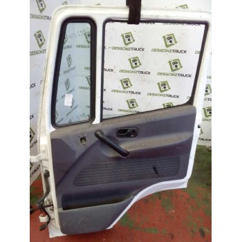Recambio de puerta delantera derecha para nissan trucks atleon 35.13 referencia OEM IAM  BLANCA 