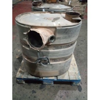 Recambio de catalizador para renault magnum ab diesel referencia OEM IAM 7420920706  