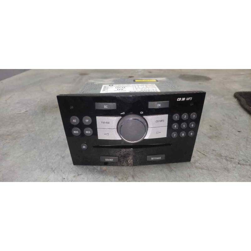 Recambio de sistema audio / radio cd para opel astra h ber. cosmo referencia OEM IAM 13289935  