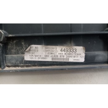Recambio de moldura trasera cabina para volvo fh xxx 12.8 diesel referencia OEM IAM 20553912  SPOILER TRASERO DERECHO