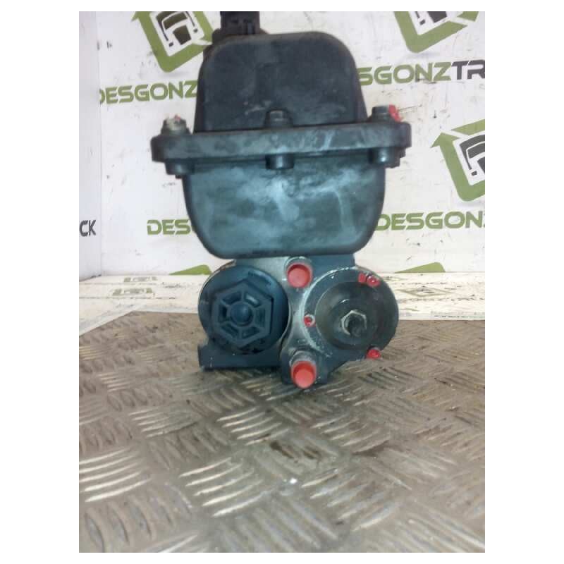 Recambio de bomba elevacion cabina para mercedes-benz axor 2-ejes 18 ton 2004  1843 4x2 om 457 la l (largo) referencia OEM IAM A 3