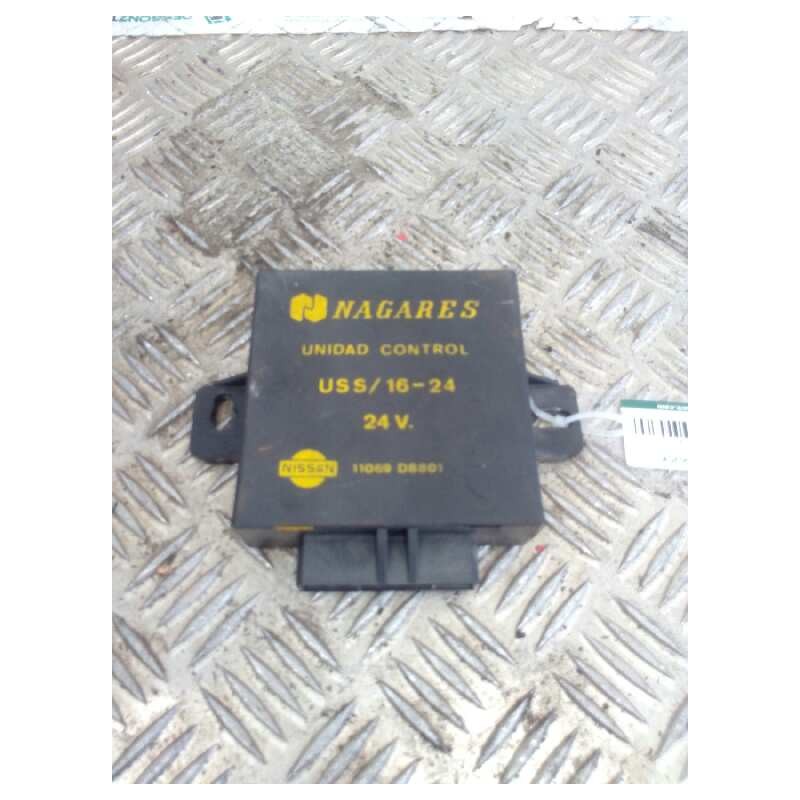 Recambio de modulo electronico para nissan trucks atleon atleon 150.21 referencia OEM IAM 11069D8801 UNIDAD DE CONTROL 