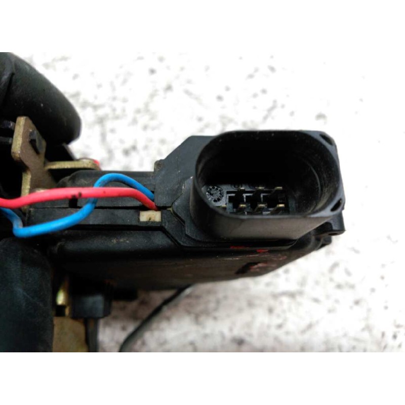 Recambio de cerradura puerta delantera derecha para audi a6 berlina (4b2) 1.9 tdi referencia OEM IAM PA6630FV 4