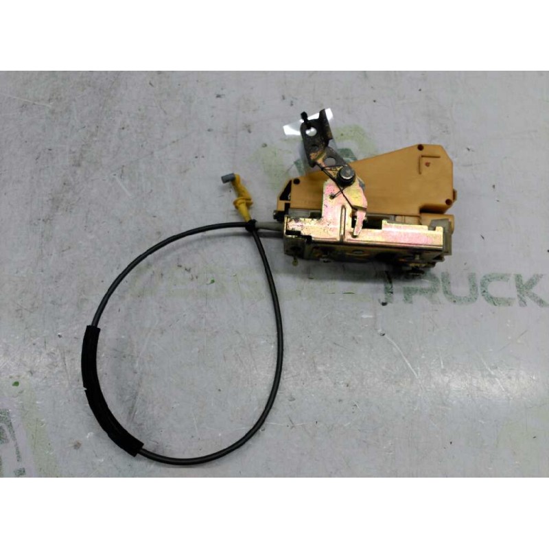 Recambio de cerradura puerta trasera izquierda para ford orion celebration referencia OEM IAM 6894358  