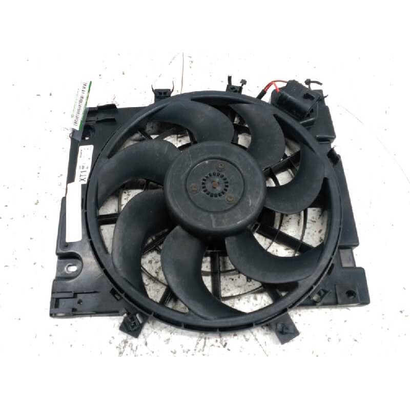 Recambio de electroventilador radiador aire acondicionado para opel astra gtc cosmo referencia OEM IAM 13132559 0130303960 BOSCH