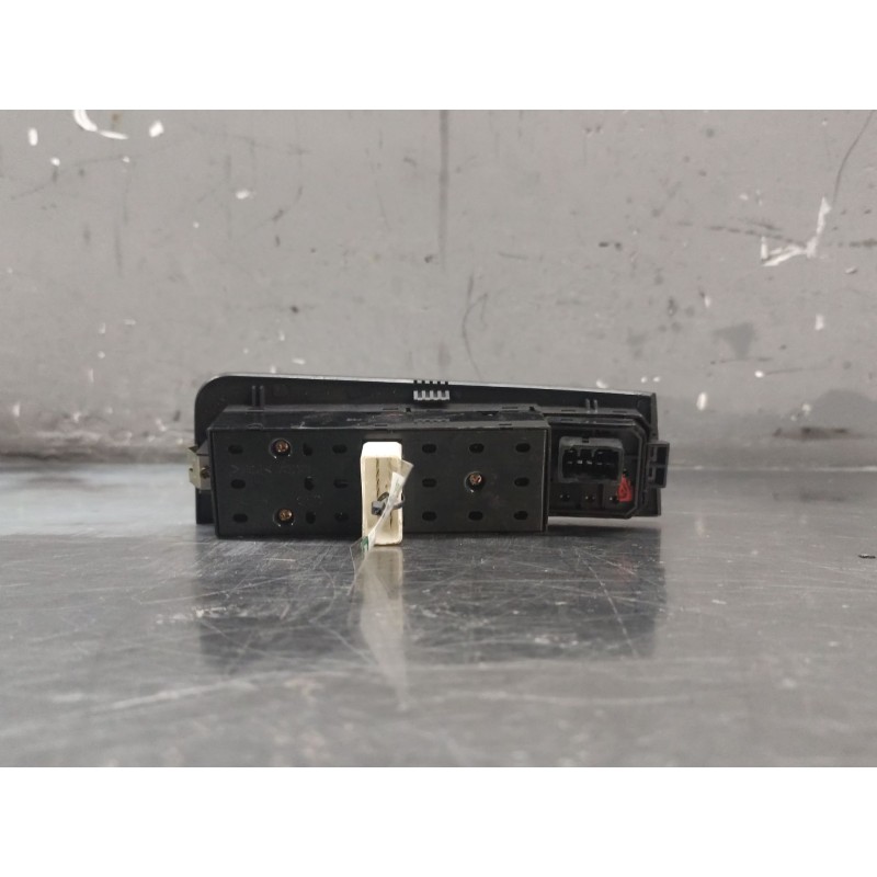 Recambio de mando elevalunas delantero izquierdo para hyundai matrix (fc) 1.5 crdi referencia OEM IAM 9357017100 - Gris 2