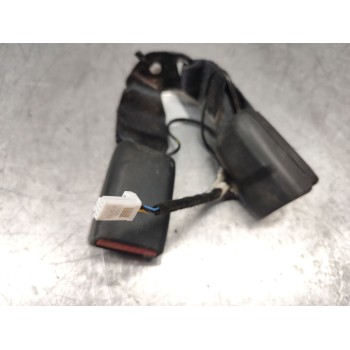 Recambio de enganche de cinturon trasero izquierdo para nissan juke (f16) acenta referencia OEM IAM  CENTRAL 