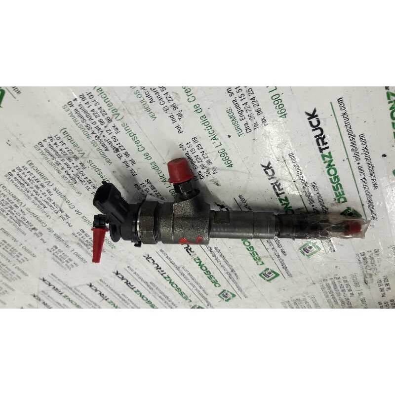 Recambio de inyector para peugeot 207 confort referencia OEM IAM 2