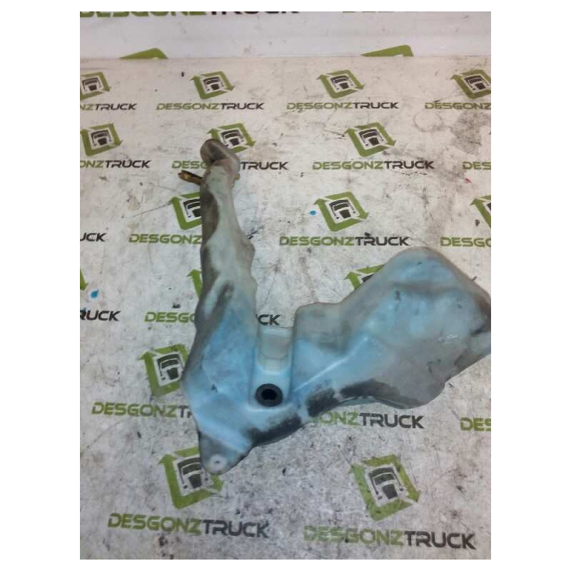 Recambio de deposito limpia para renault mascott fg 120. 35/55/65 cabina individual referencia OEM IAM 8200146985  