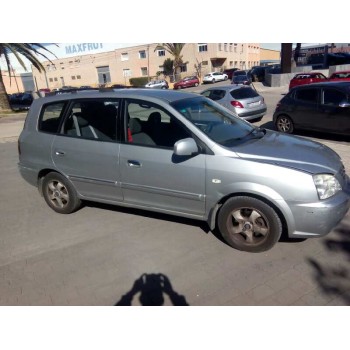 kia carens del año 2004