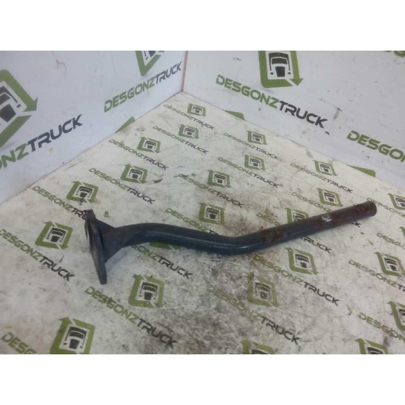 Recambio de soporte guardabarros trasero para iveco stralis (ad/at) fg at   4x2 larga distancia referencia OEM IAM  PARTE DELANT