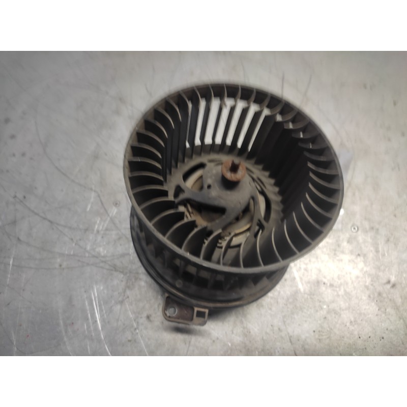 Recambio de ventilador calefaccion para peugeot partner (s1) combispace referencia OEM IAM 602905K  